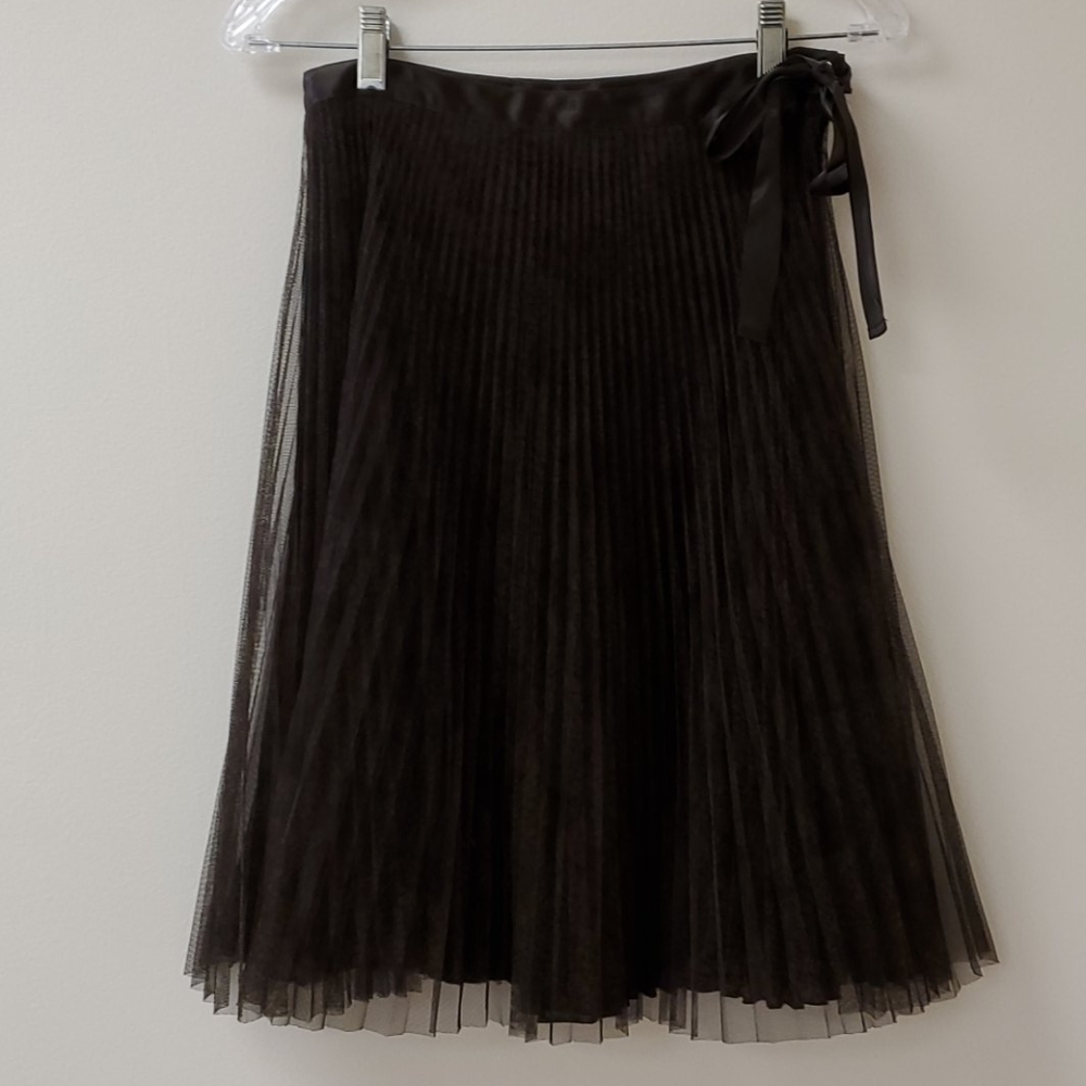 EXPRESS pleated skirt